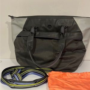 Lululemon bag and stretching strap